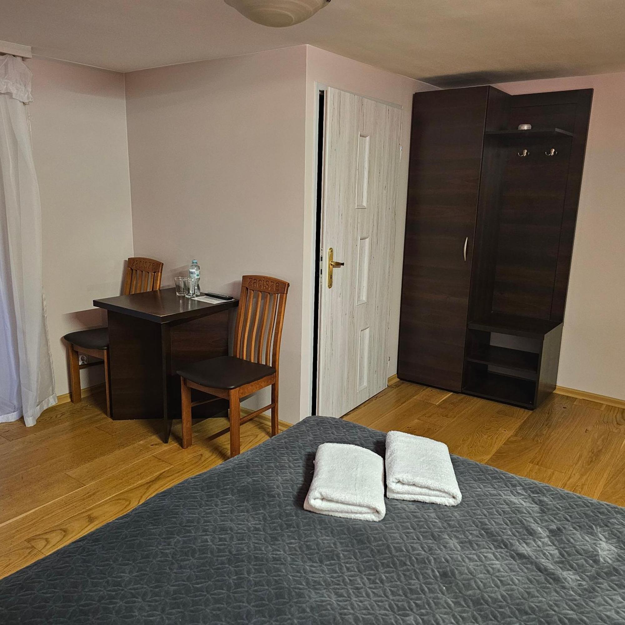 "Zacisze" Bed & Breakfast Zgierz Eksteriør bilde