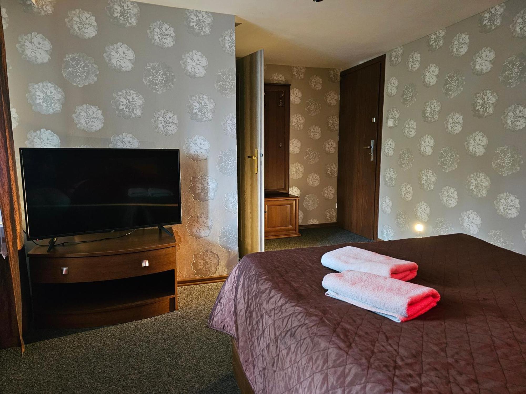 "Zacisze" Bed & Breakfast Zgierz Eksteriør bilde