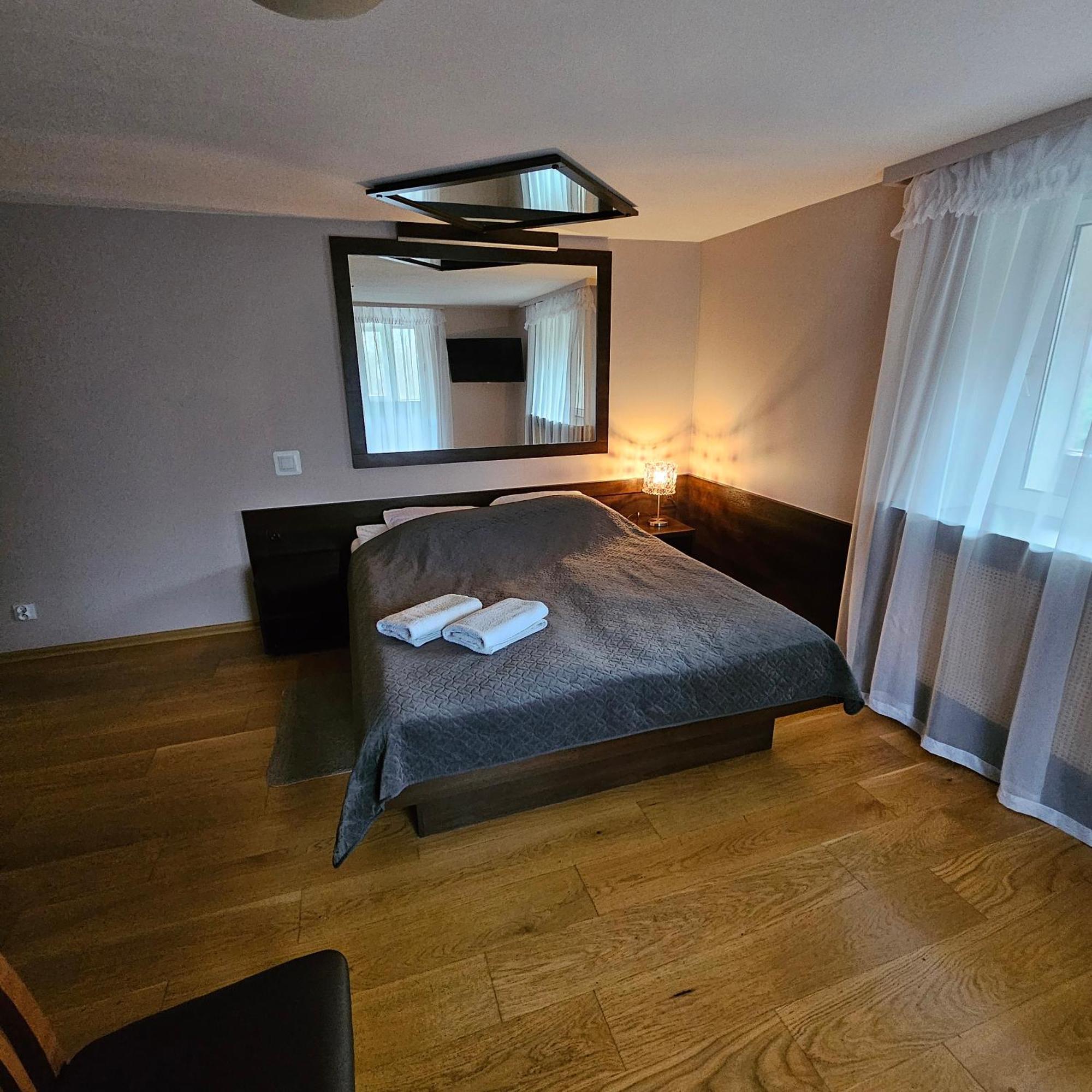 "Zacisze" Bed & Breakfast Zgierz Eksteriør bilde